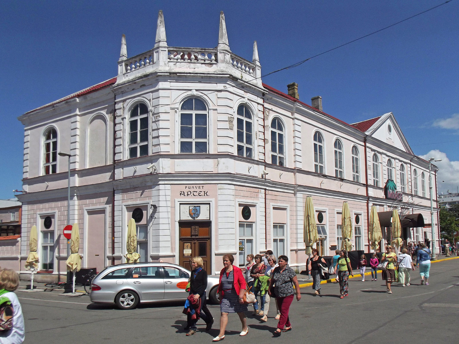 Pärnu (Пярну, Pernau)